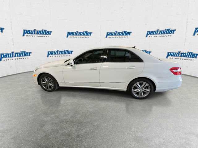 Used 2011 Mercedes-Benz E 550 Sedan image 7