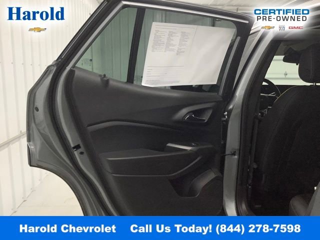 Certified 2025 Chevrolet Trax ACTIV w/ Sunroof Package image 12