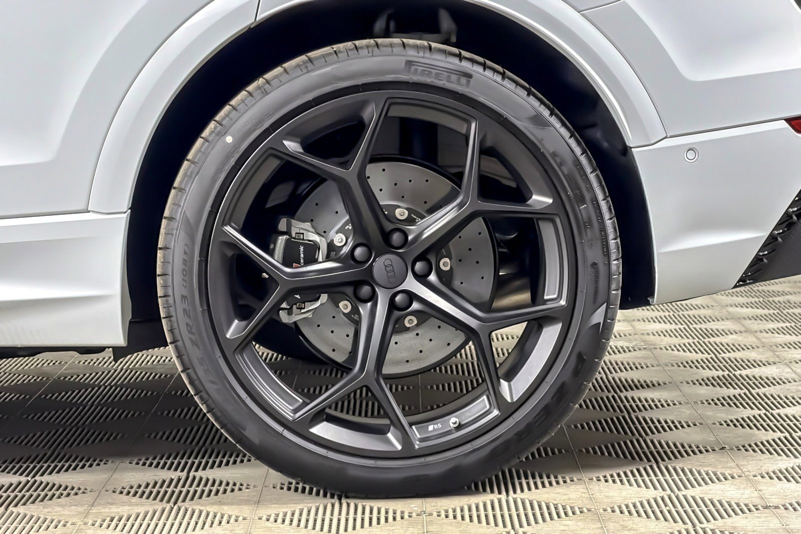 New 2026 Audi RS Q8 performance AWD/4WD image 25