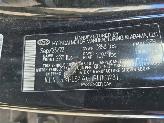 Used 2023 Hyundai Elantra SEL w/ Convenience Package FWD image 15