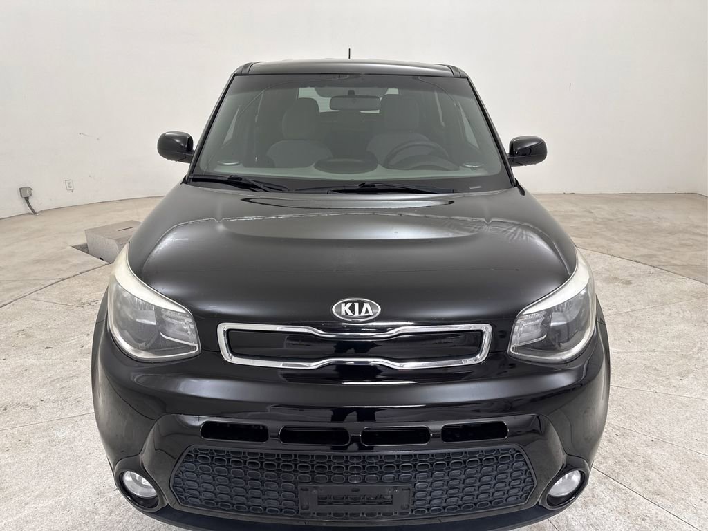 Used 2016 Kia Soul + image 10