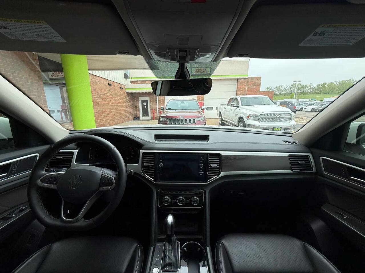 Used 2022 Volkswagen Atlas SE AWD/4WD image 18