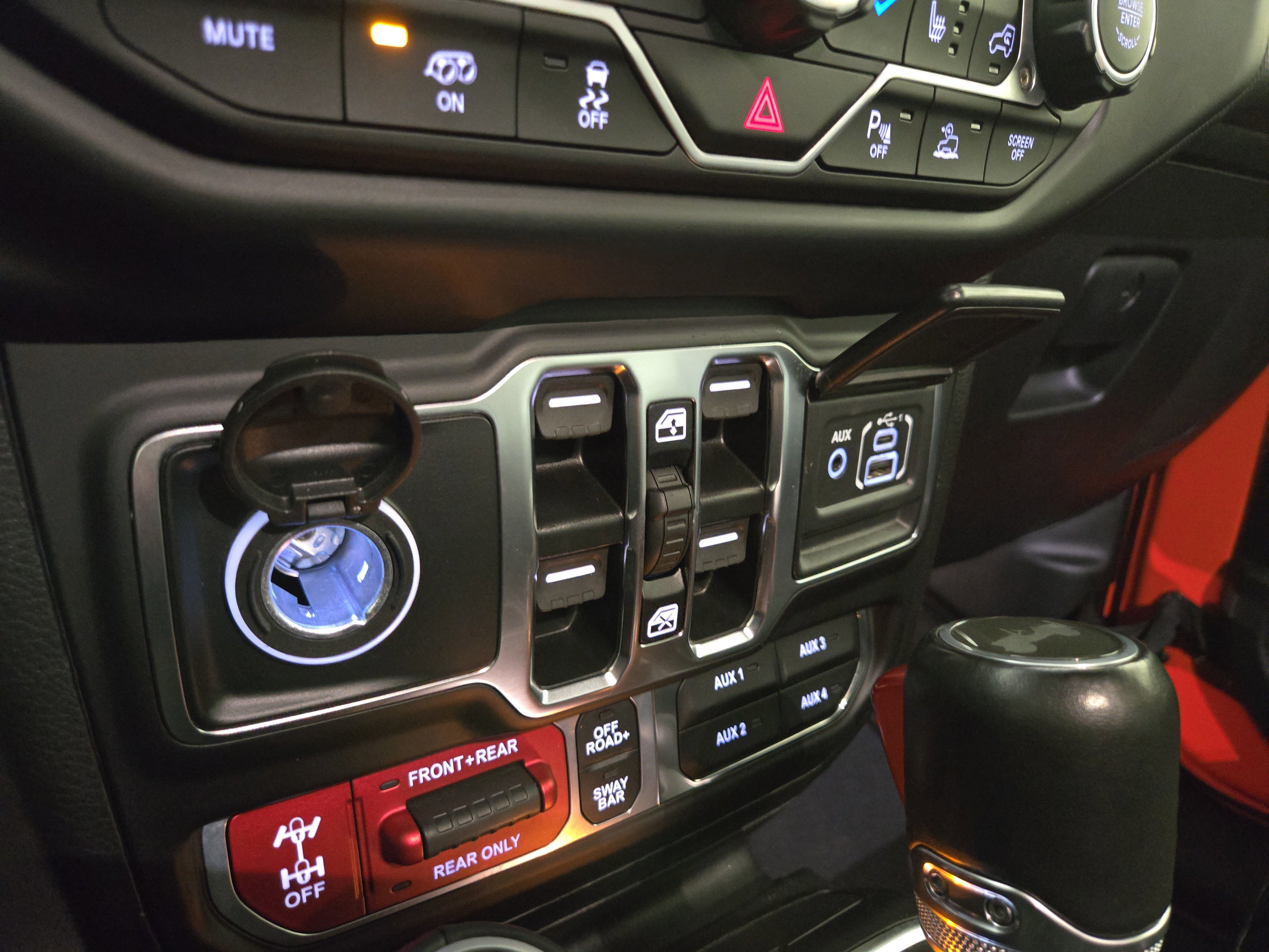 Used 2023 Jeep Wrangler Rubicon 392 w/ Trailer Tow Package image 28