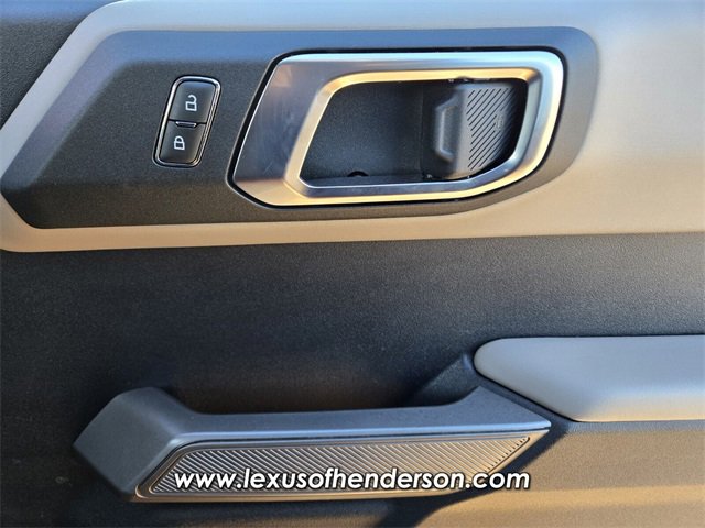 Used 2022 Ford Bronco Wildtrak image 18