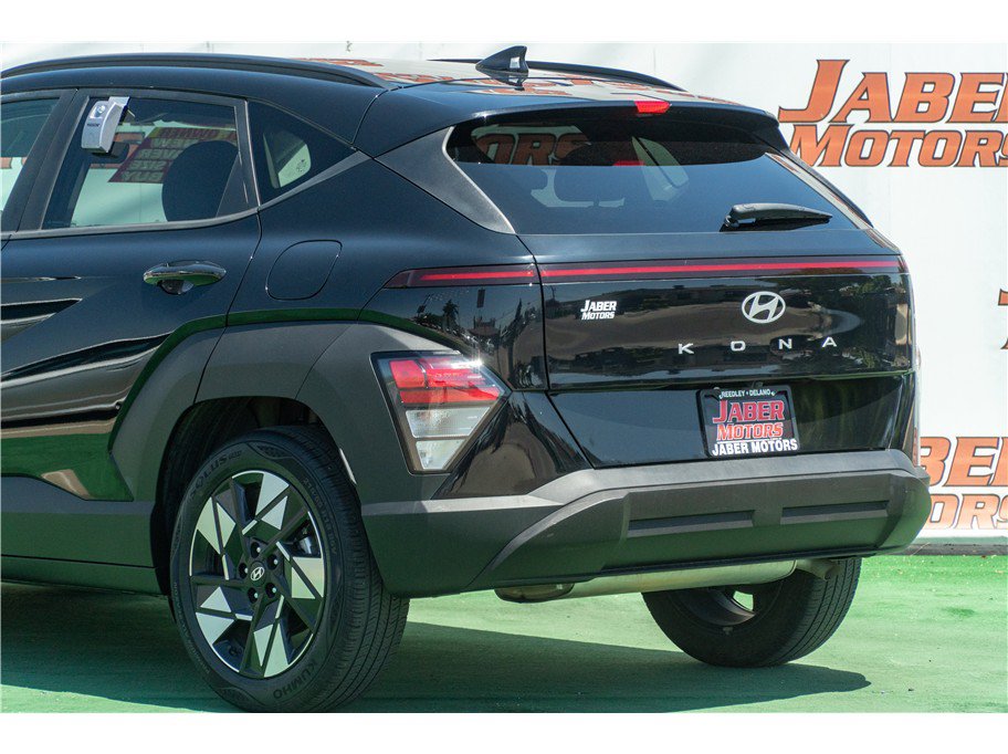 Used 2025 Hyundai Kona SEL FWD image 18