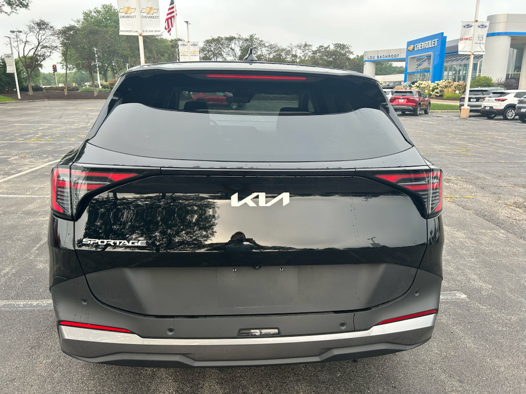 Used 2026 Kia Sportage LX FWD image 6