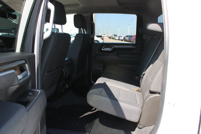 Used 2025 Chevrolet Silverado 2500 LT w/ Safety Package AWD/4WD image 15