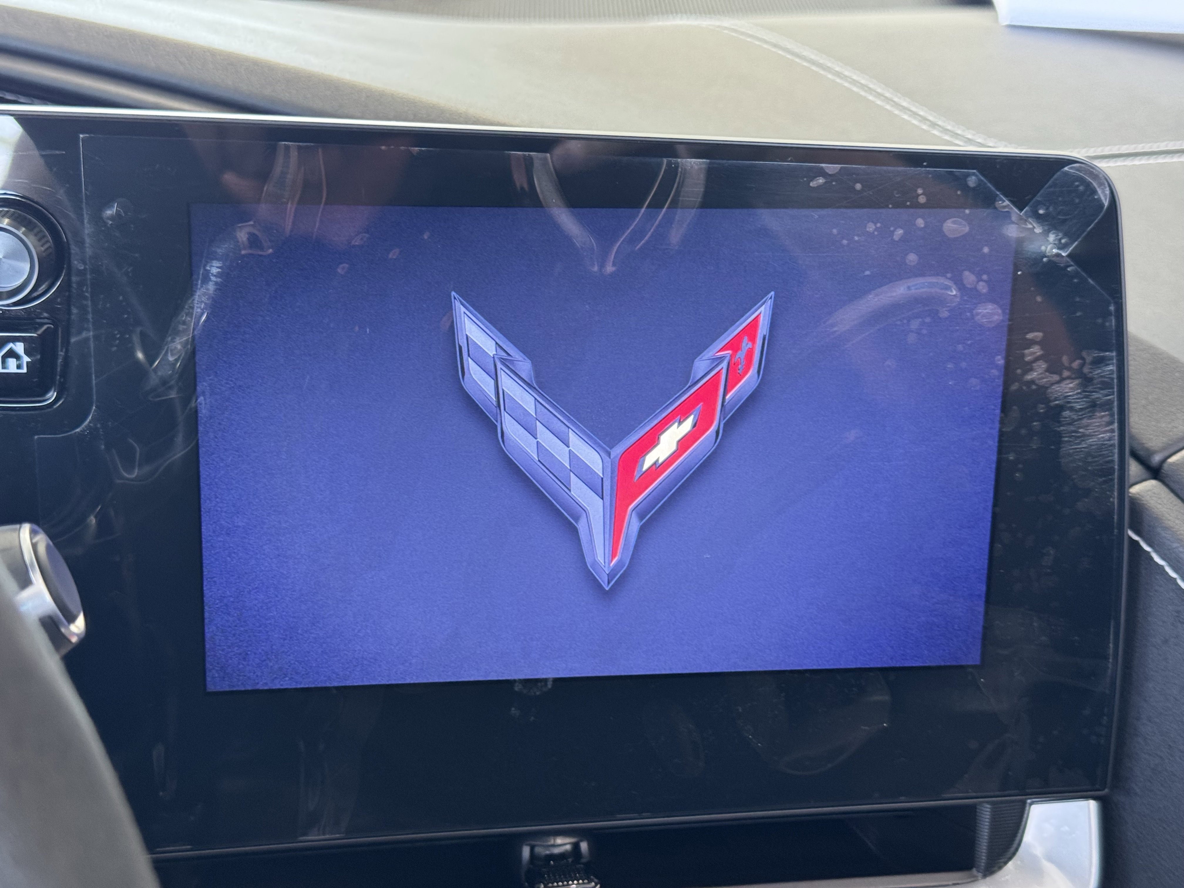 Used 2024 Chevrolet Corvette Stingray Convertible w/ Z51 Performance Package image 23