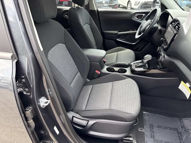 Used 2023 Kia Soul EX FWD image 9