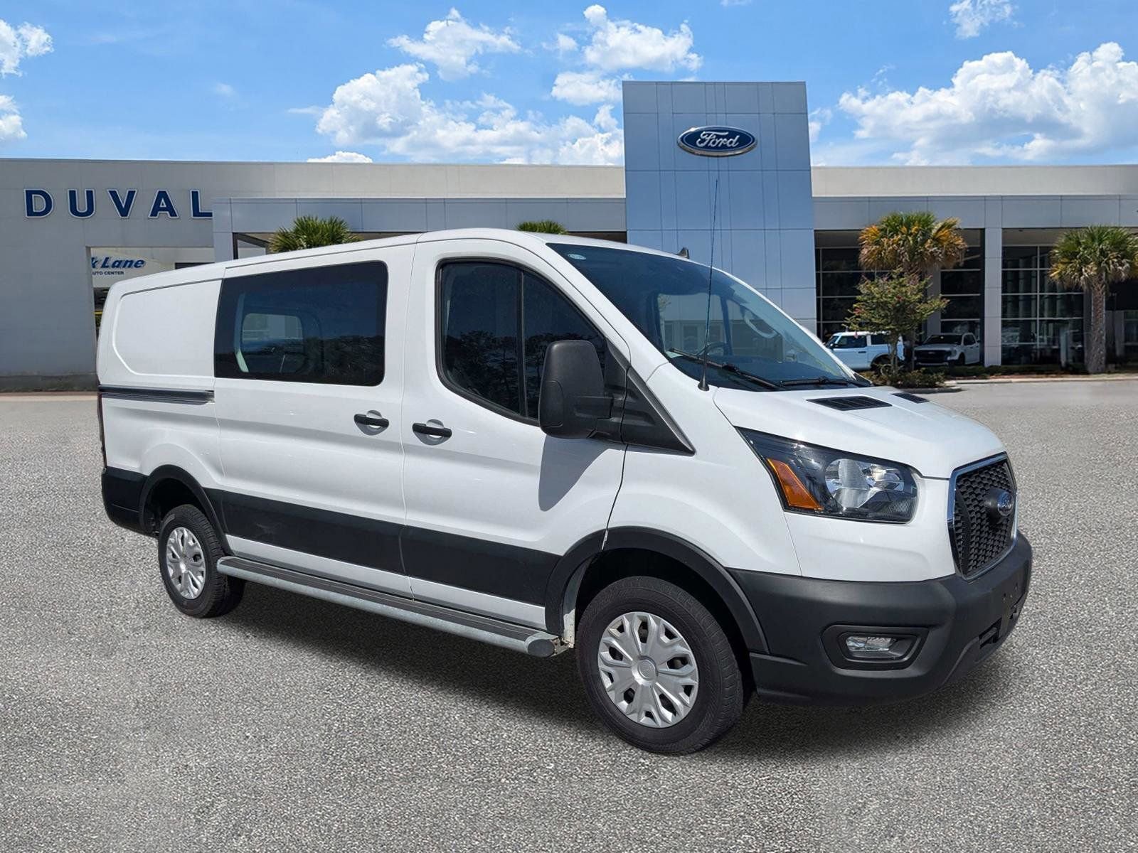 Used 2024 Ford Transit 250 BASE w/ Exterior Upgrade Package image 2
