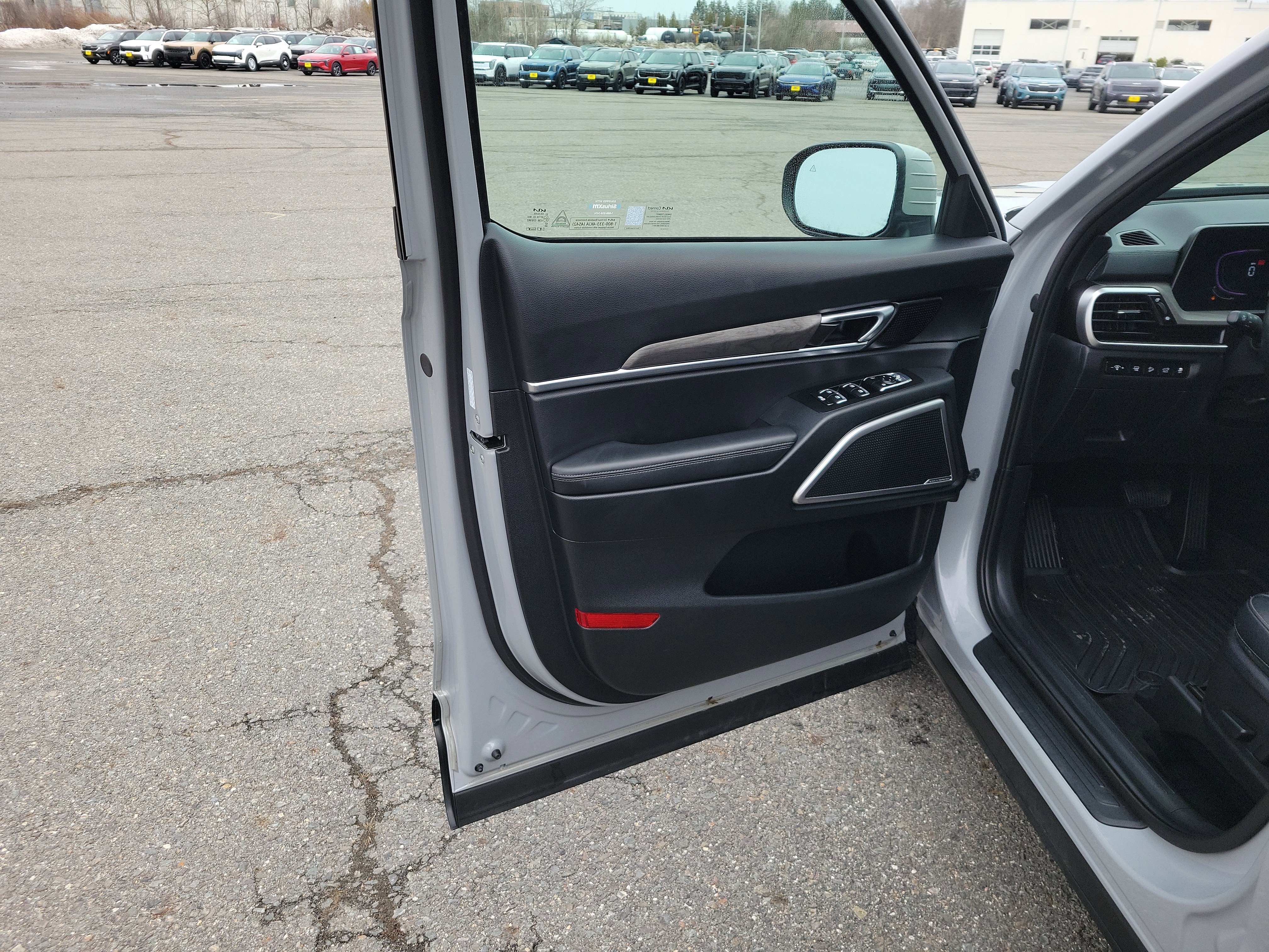 Used 2025 Kia Telluride EX X-Line image 15