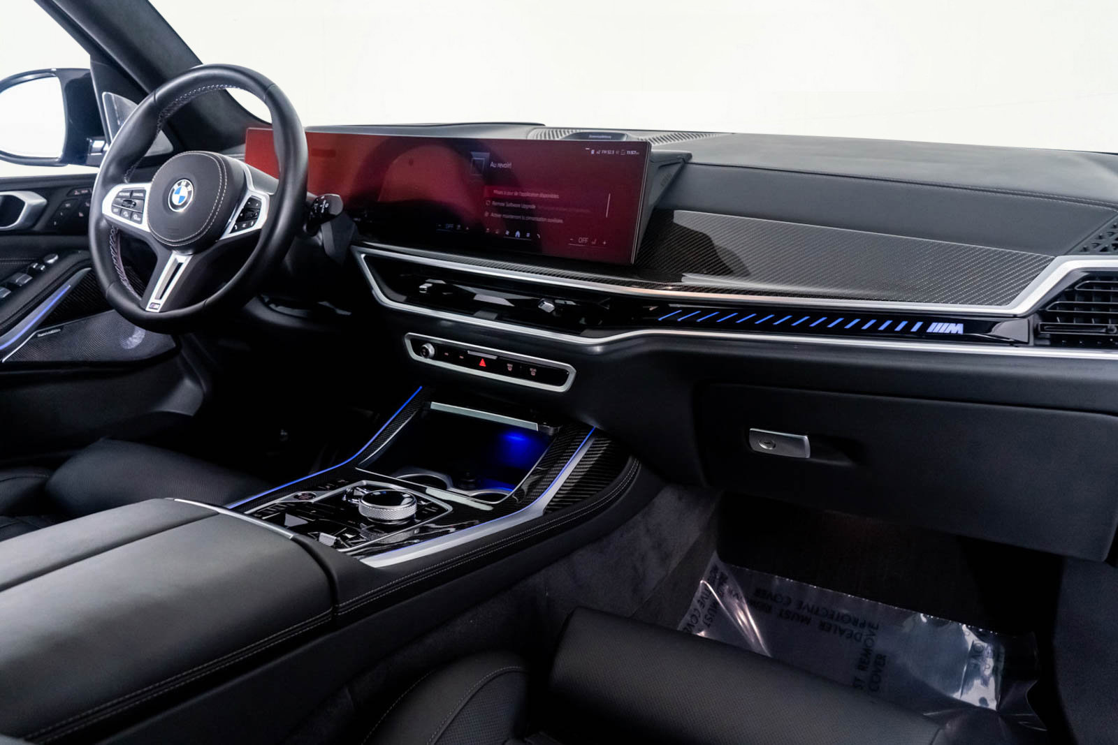 Used 2024 BMW X7 M60i w/ Premium Package image 39