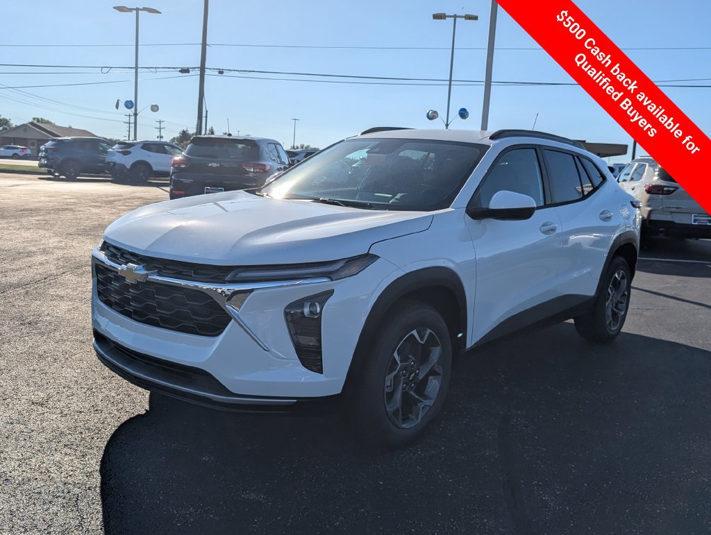New 2026 Chevrolet Trax LT w/ LT Convenience Package FWD image 3