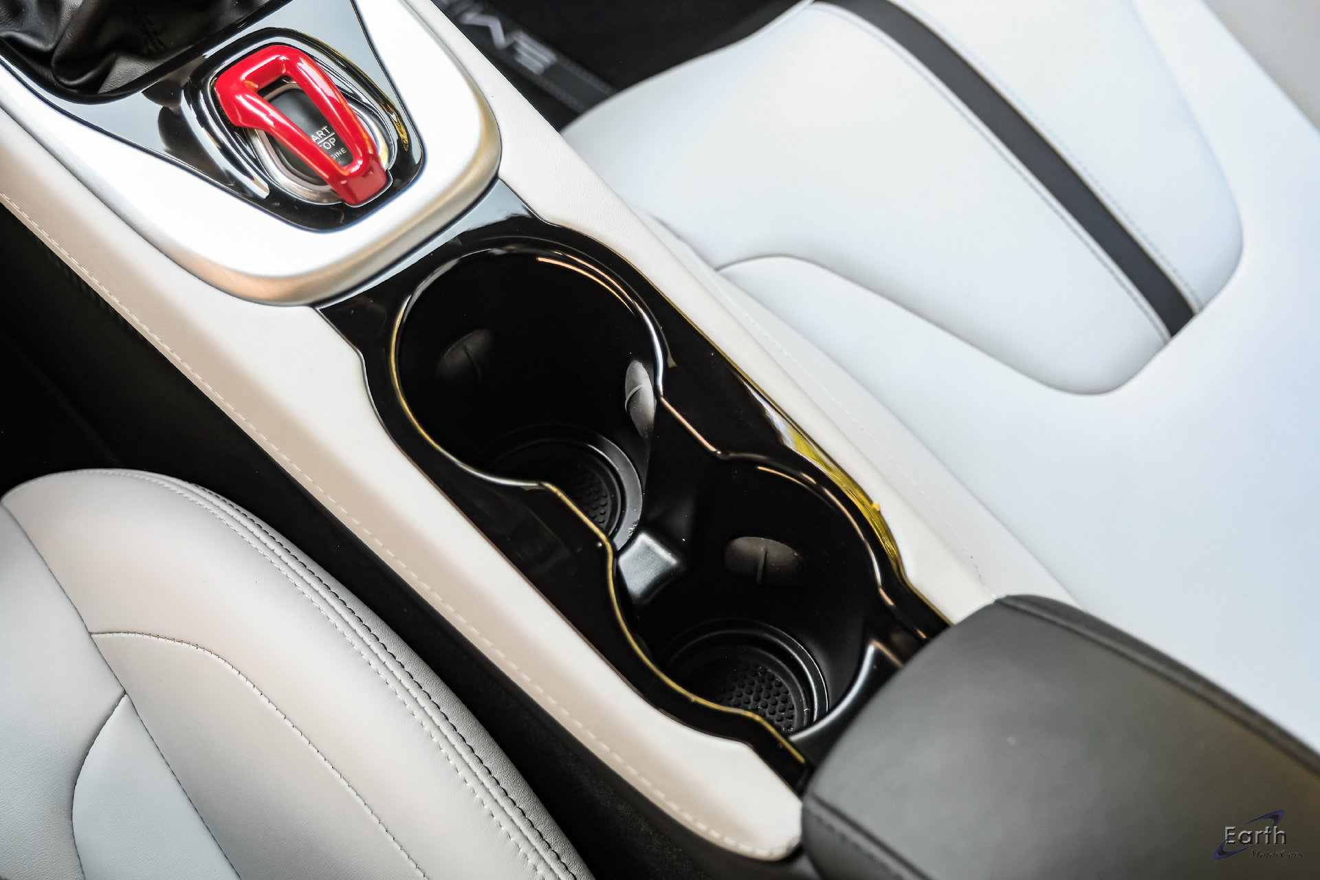 Used 2025 Lotus Emira RWD image 71
