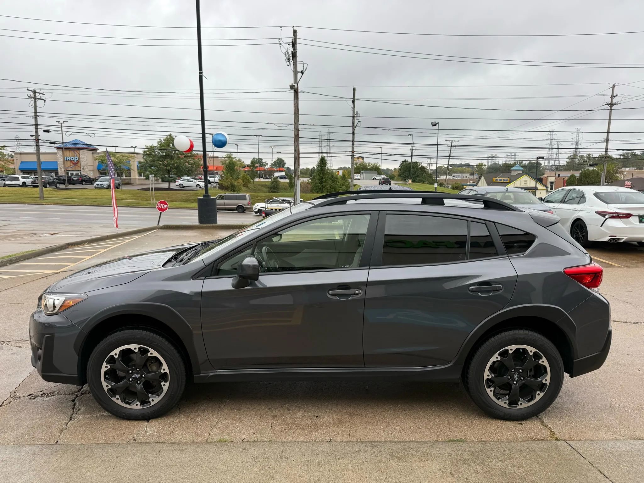 Used 2022 Subaru Crosstrek 2.0i Premium image 7