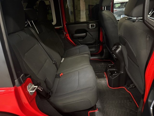 Used 2020 Jeep Wrangler Unlimited Sport image 25