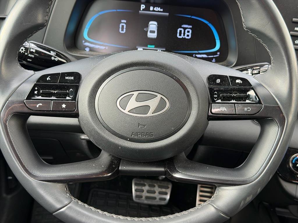 Used 2025 Hyundai Elantra Sport FWD image 20