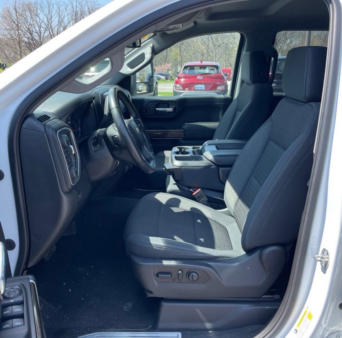 Used 2020 Chevrolet Silverado 1500 LT w/ All-Star Edition AWD/4WD image 3