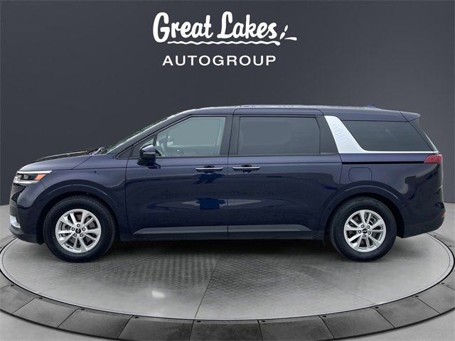 Used 2024 Kia Carnival LX image 2