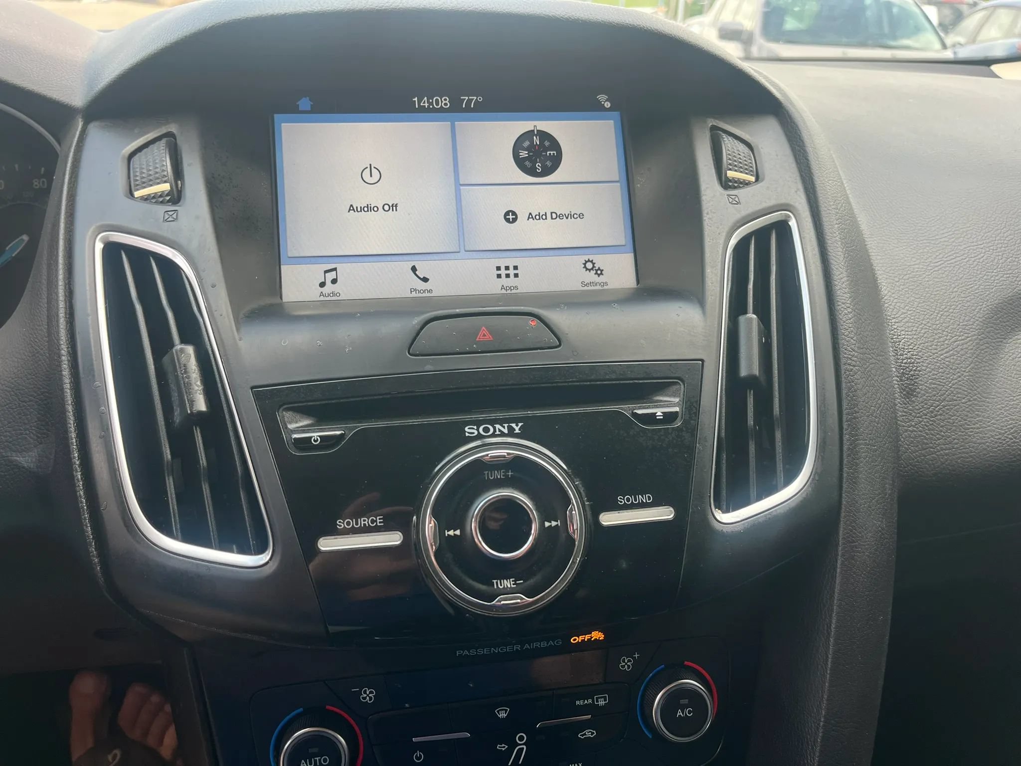 Used 2017 Ford Focus SEL FWD image 12