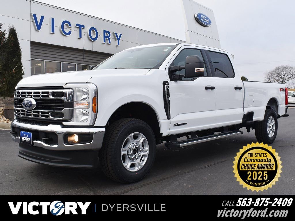 New 2025 Ford F250 XLT w/ FX4 Off-Road Package video 1