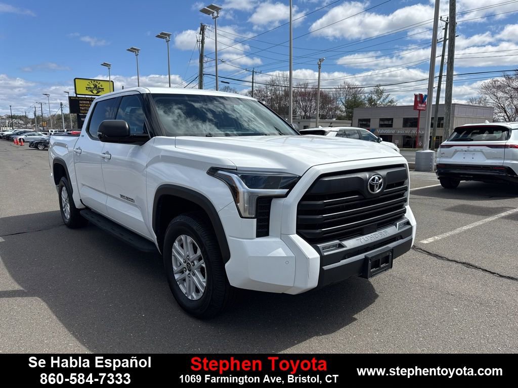 Used 2022 Toyota Tundra SR5 w/ SR5 Premium Package image 1