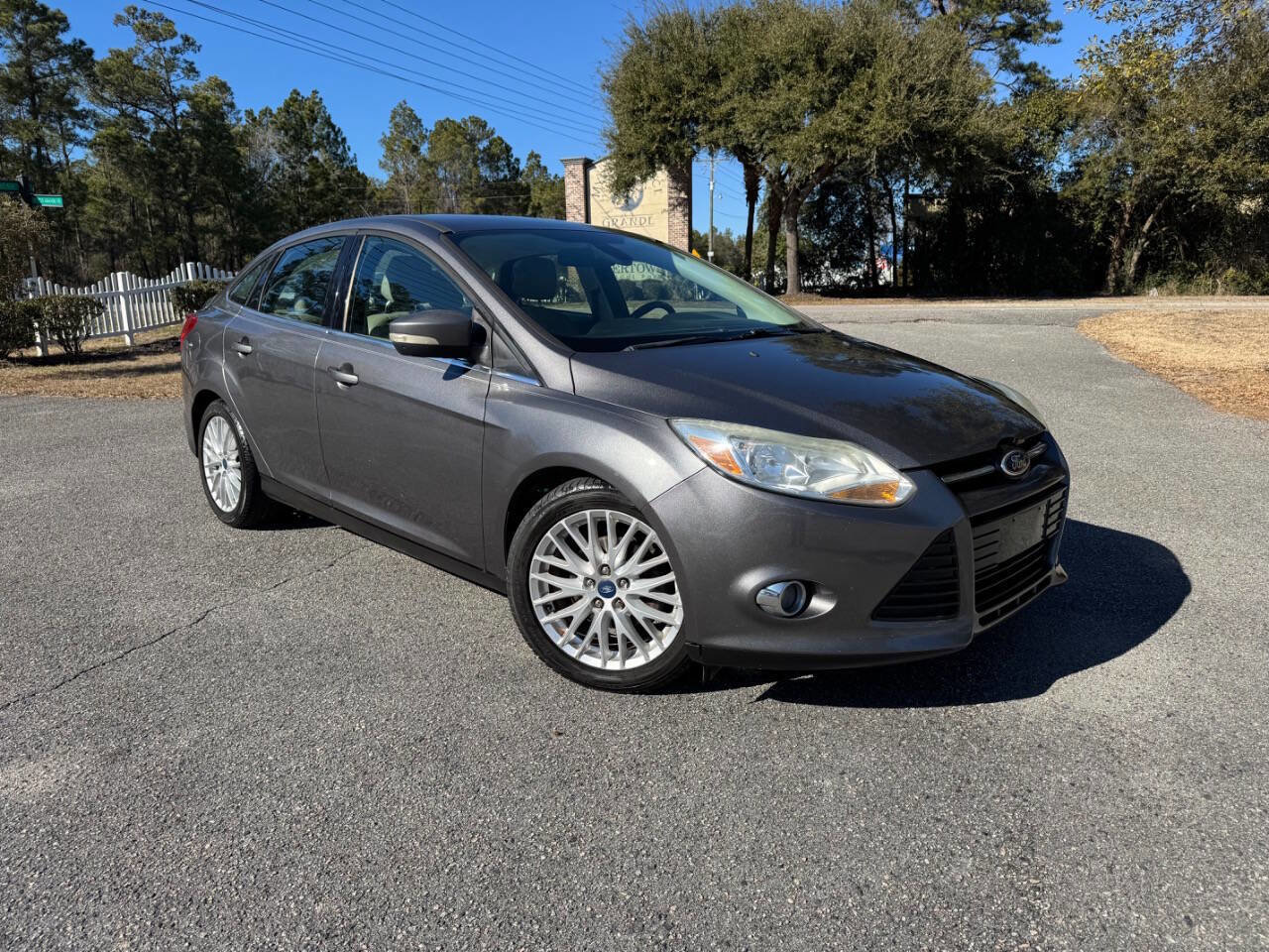 Used 2012 Ford Focus SEL image 8