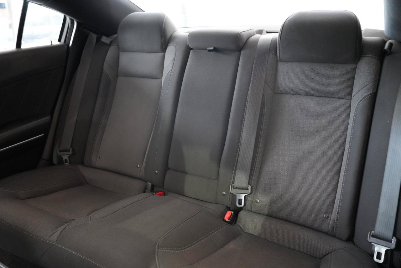 Used 2018 Dodge Charger R/T RWD image 30