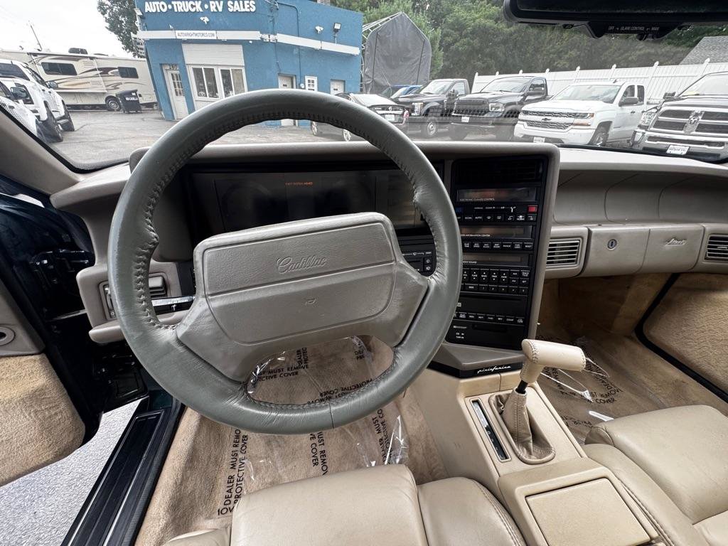 Used 1993 Cadillac Allante FWD image 11