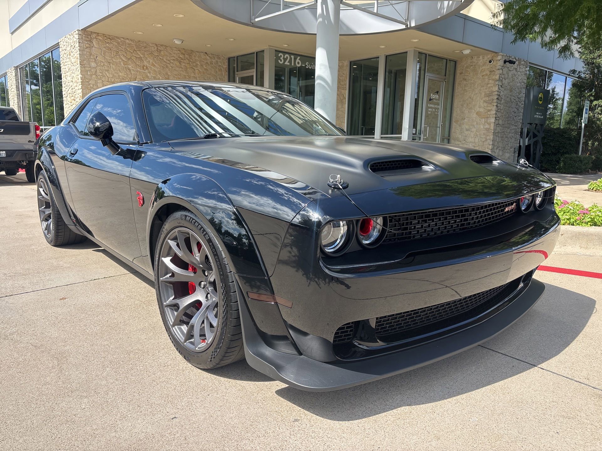 Used 2022 Dodge Challenger SRT Hellcat RWD image 3