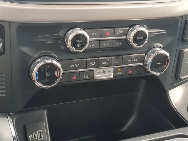 New 2025 Ford F150 Lightning XLT image 10