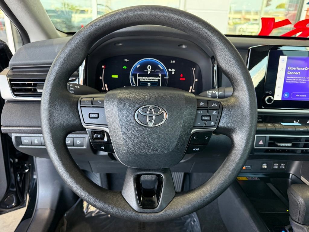 Certified 2025 Toyota Camry LE image 22