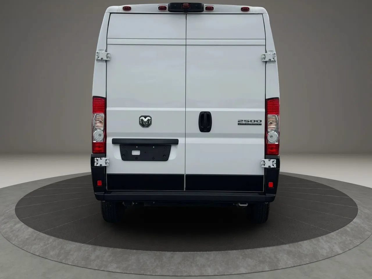 Used 2025 RAM ProMaster 2500 w/ Convenience Group FWD image 5