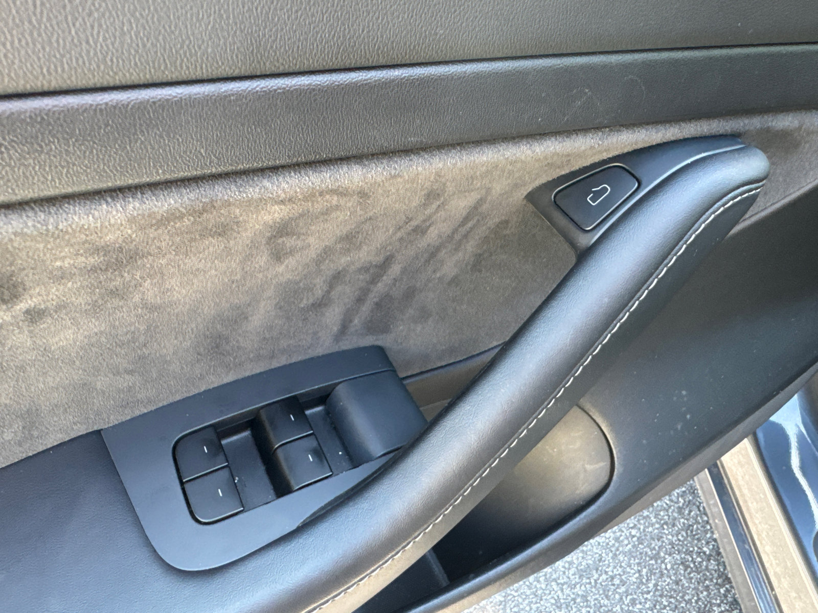 Used 2021 Tesla Model 3 Standard Range Plus image 13