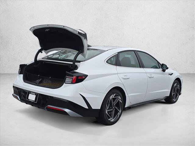 New 2026 Hyundai Sonata SEL image 2