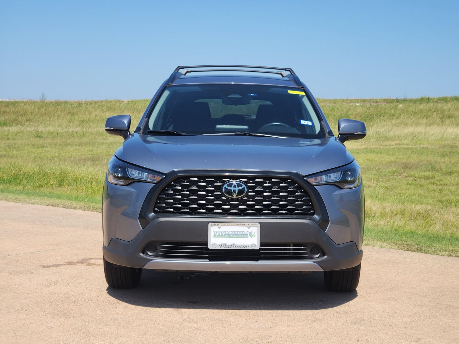 Used 2024 Toyota Corolla Cross LE FWD image 6