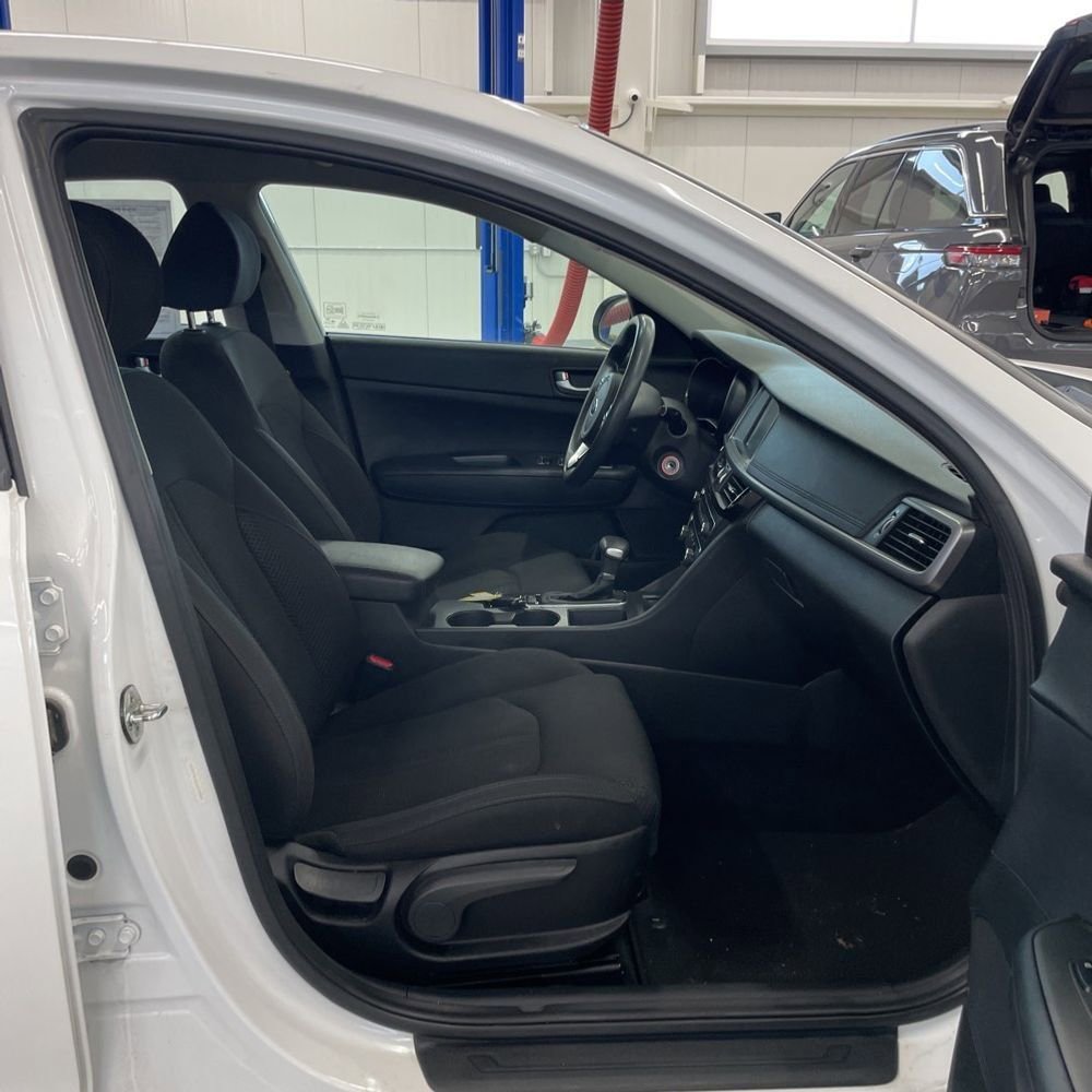 Used 2018 Kia Optima LX image 6