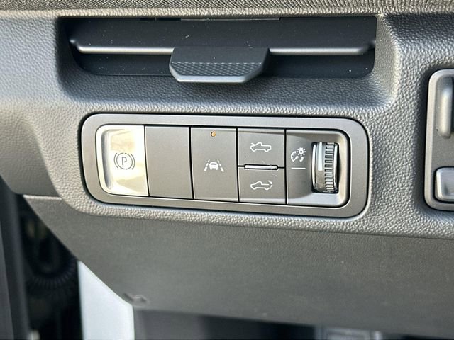 New 2026 GMC Sierra EV Elevation image 18