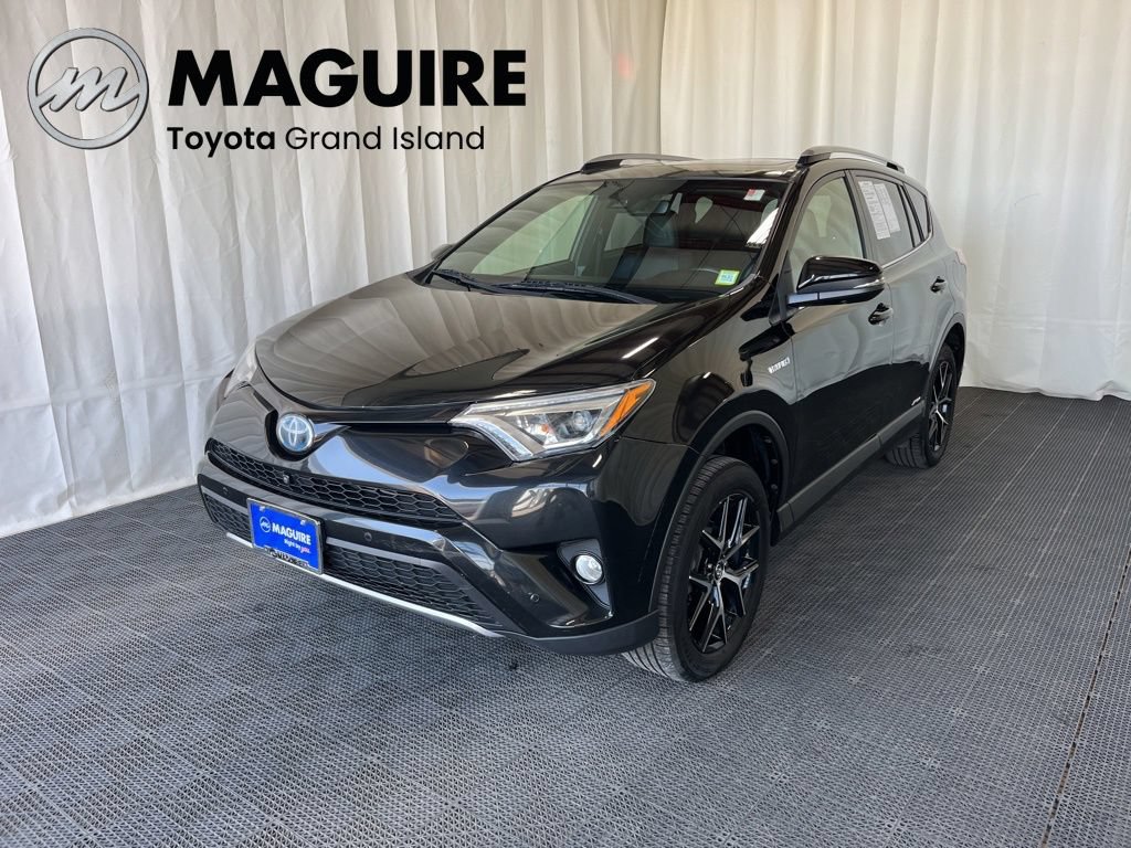 Used 2018 Toyota RAV4 SE w/ Advanced Technology Package