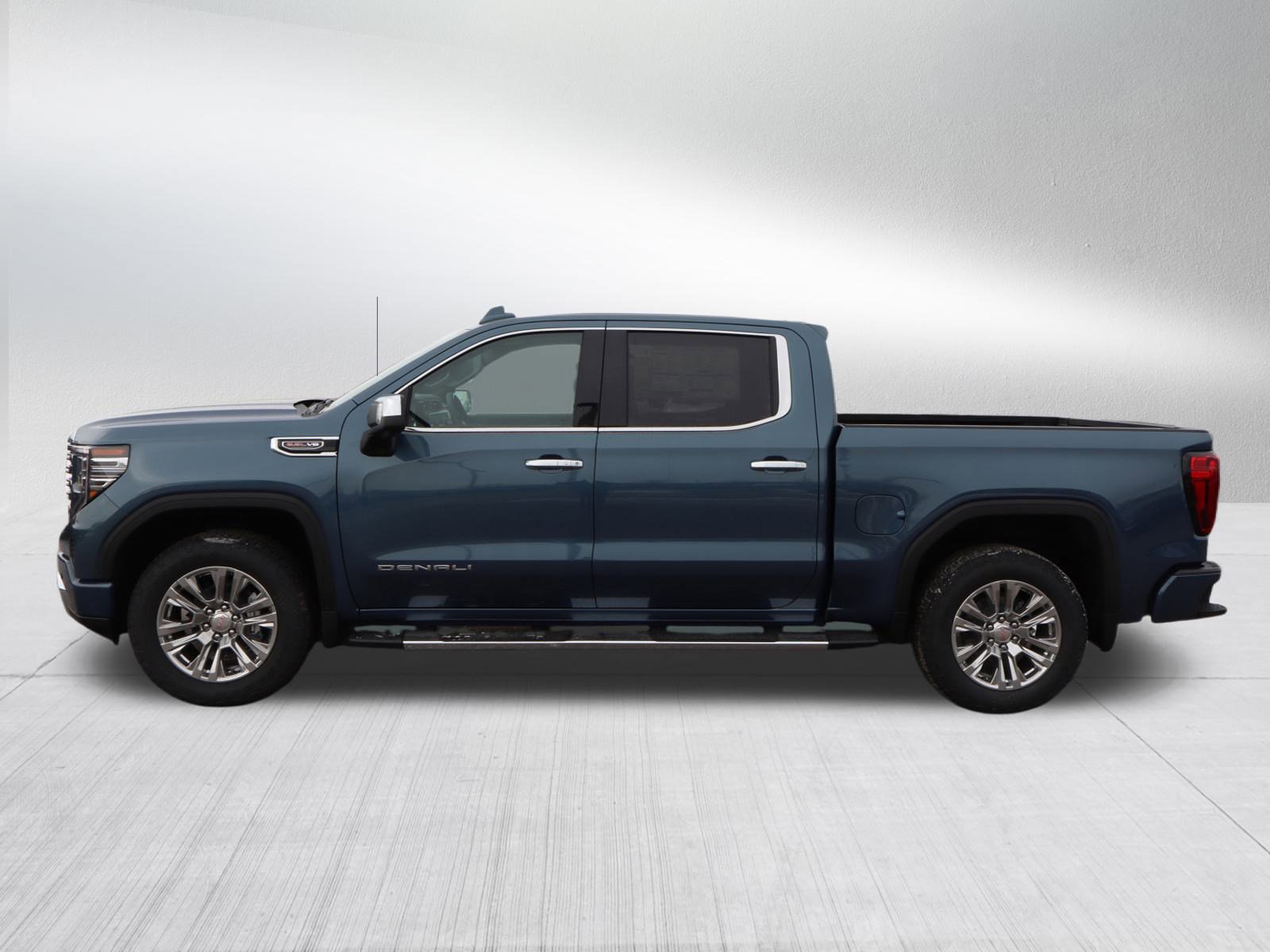 New 2026 GMC Sierra 1500 Denali w/ Technology Package image 4