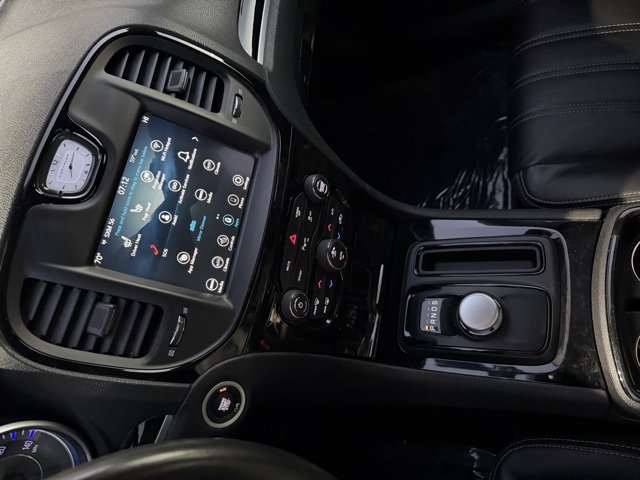 Used 2021 Chrysler 300 S image 30