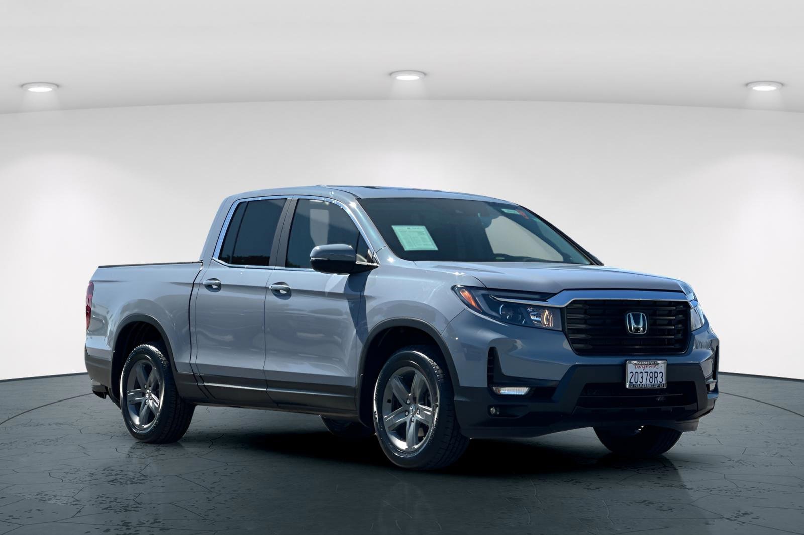 Certified 2023 Honda Ridgeline RTL image 8