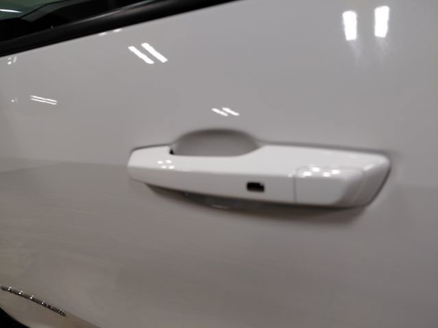 Used 2025 GMC Acadia Elevation AWD/4WD image 26
