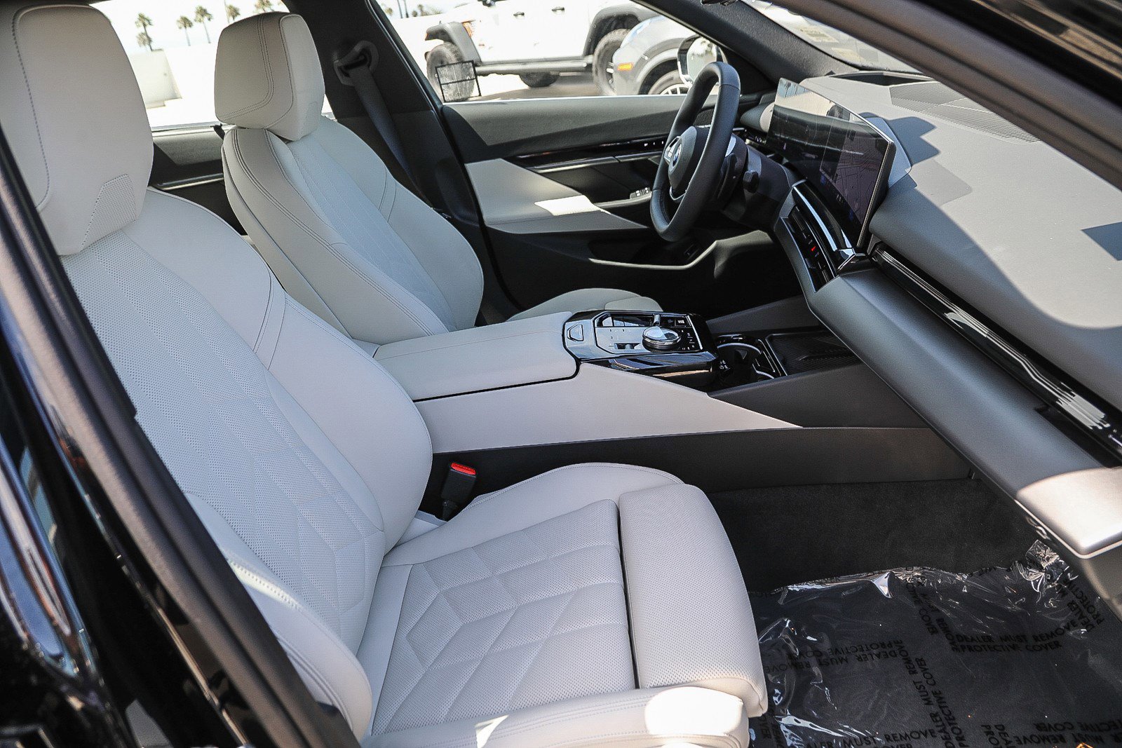 Used 2024 BMW 530i w/ M Sport Package image 16