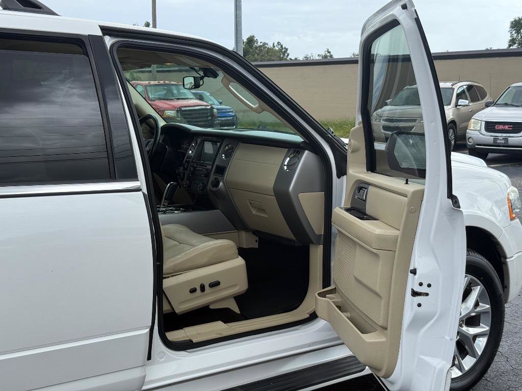 Used 2016 Ford Expedition EL Limited image 16