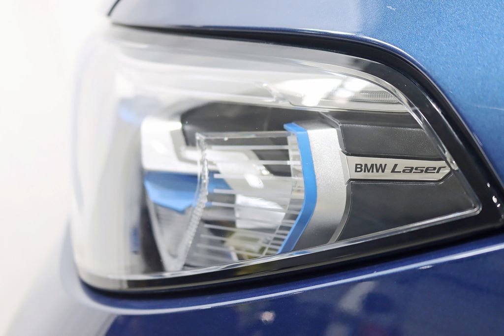 Used 2022 BMW X7 M50i image 8