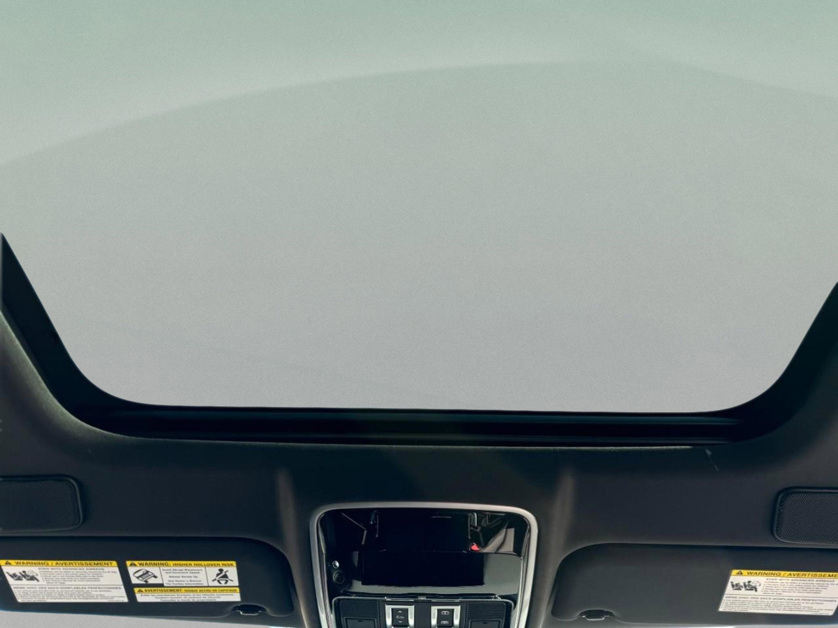 Used 2026 Land Rover Range Rover Velar Dynamic SE image 15