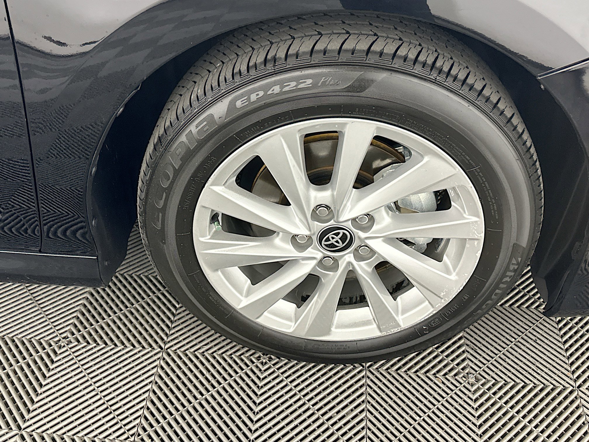 Used 2024 Toyota Camry LE image 11