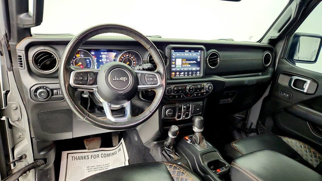 Used 2022 Jeep Wrangler Unlimited Sahara AWD/4WD image 11