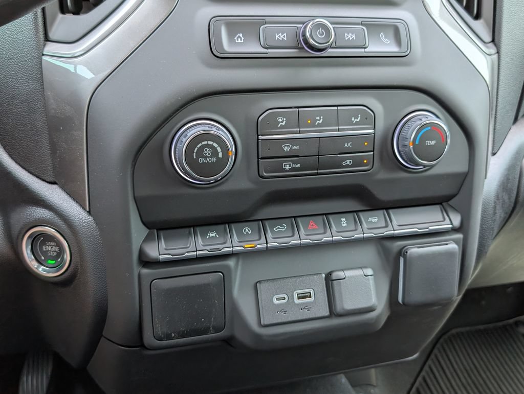 New 2026 Chevrolet Silverado 1500 Custom w/ LPO, Dark Essentials Package RWD image 19